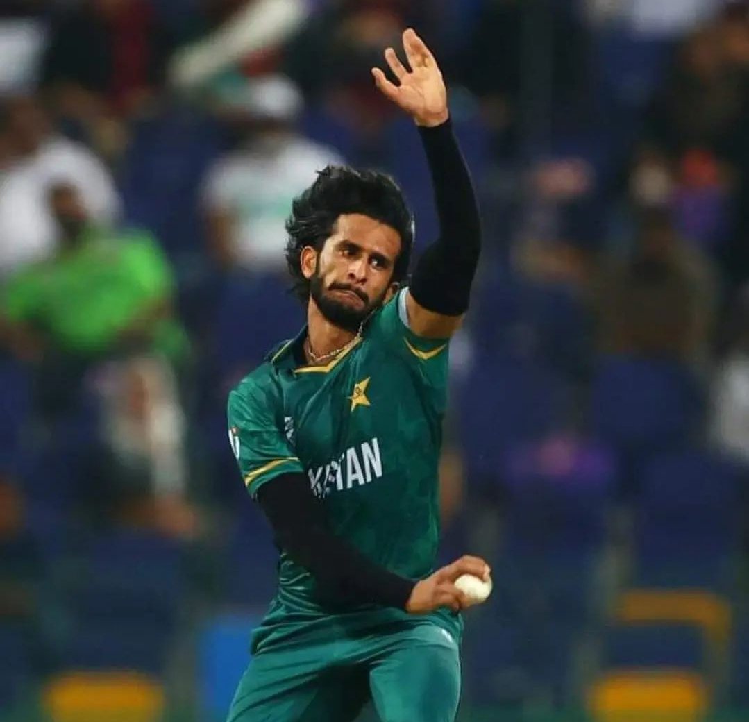 ViJaiswar's tweet photo. hasan ali you beauty he bring back the legacy of Pakistan fielding😏💯
#PAKVSAUS
#hasanali https://t.co/IWW2XeSJcF