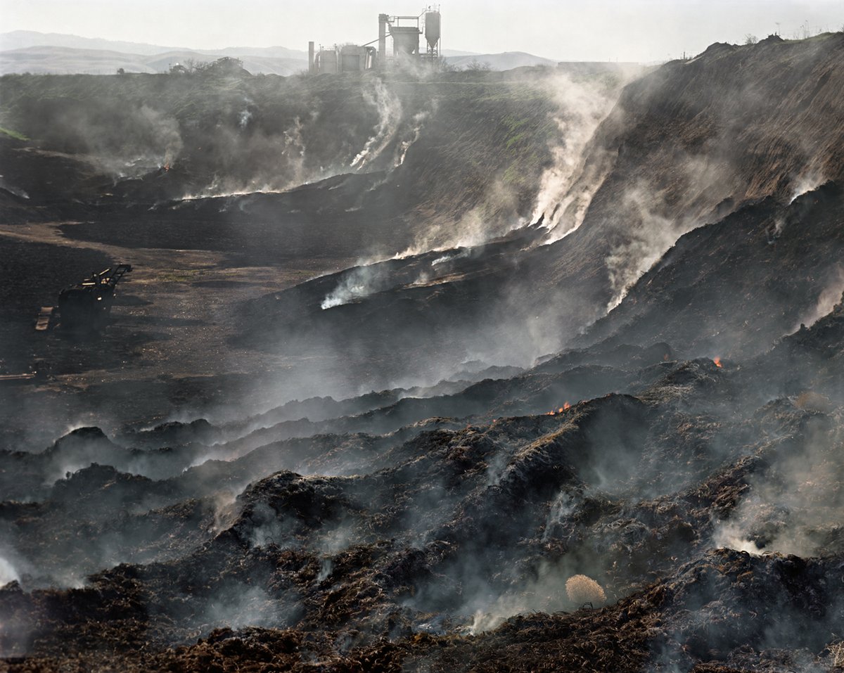 ImageCentreTO's tweet photo. Join us November 18, 12:00 pm EST for a #CollectionTalk with @EdwardBurtynsky and @PaulRothRIC. This conversation will focus on Burtynsky’s artistic legacy and the first two instalments of his multiyear donation of photos to the RIC. Register: https://t.co/0zDeLMCZWG https://t.co/wBQQ8T0T0m