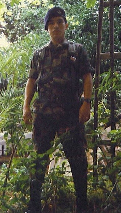 r_m_jimenez's tweet photo. HAPPY VETERANS DAY to ALL of my fellow Veterans. It is my honor to say "Thank You for your Service". 

My father, Roberto Jimenez
(US Marines, 3rd Marine Div., Vietnam Veteran 1964 &amp; 1965)

And me, @r_m_jimenez (US Air Force, Security Police Officer, 1986 - 1991) https://t.co/tNgvQtvRFG