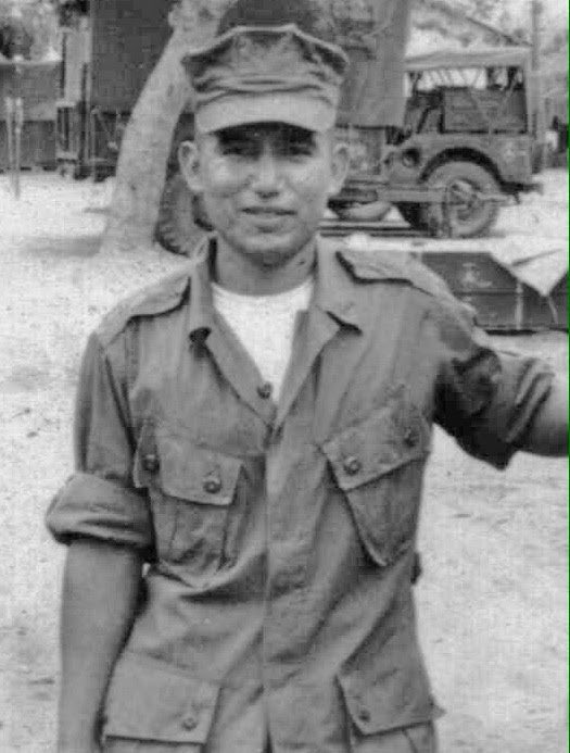 r_m_jimenez's tweet photo. HAPPY VETERANS DAY to ALL of my fellow Veterans. It is my honor to say "Thank You for your Service". 

My father, Roberto Jimenez
(US Marines, 3rd Marine Div., Vietnam Veteran 1964 &amp; 1965)

And me, @r_m_jimenez (US Air Force, Security Police Officer, 1986 - 1991) https://t.co/tNgvQtvRFG