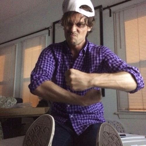 iReid187's tweet photo. when i get my hands on those rascals in the shavers group chat i’m going to give them a stern talking to 😡 https://t.co/mpgSlbcjK0