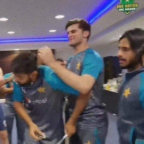 Slayerofwights's tweet image. Karma is a b!tch

You guys snatched his cake
He snatched your world cup!!!

#PAKVSAUS