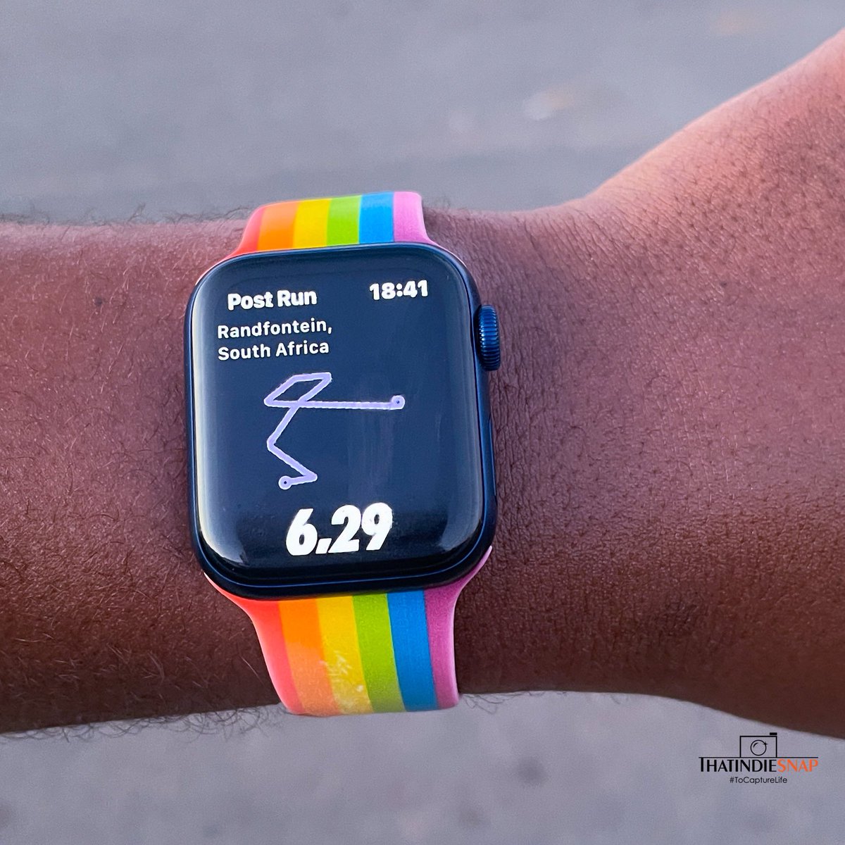 thatindierunner's tweet photo. Thursday Evening Run Done.
I really hope this Apple Watch recorded my heart rate, cos I don’t want to be chasing vitality points on a Friday afternoon.
Did you run today?
#RunningWithTumiSole
#NikeRunning
#RunningInSpring https://t.co/zq9HATxuBQ