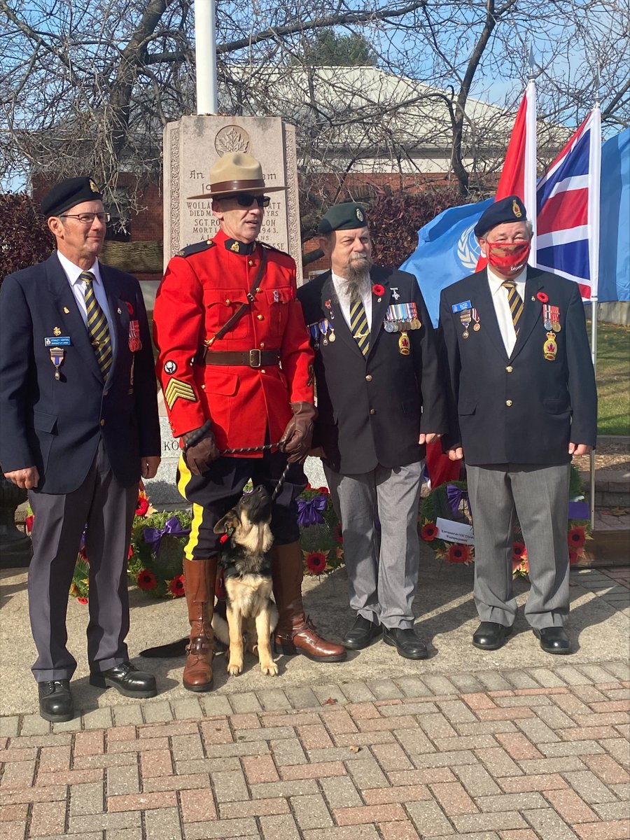 TVC_22's tweet photo. Ne manquez pas nos entrevues pour le jour du souvenir/Don't miss our interviews for remembrance day. #jourdusouvenir #remembranceday #nousnoussouvenons #weremember #rockland #prescottrussell #clarencerockland #entrevue #interview https://t.co/1quOfe3bwQ