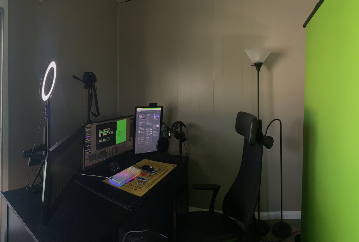 gillygabyte's tweet photo. Game on everybody #pcsetup #Livestreamsetup #pcbuild #battlestation #yugioh #yugiohtcg #remoteduel https://t.co/NpcIHJXuJr