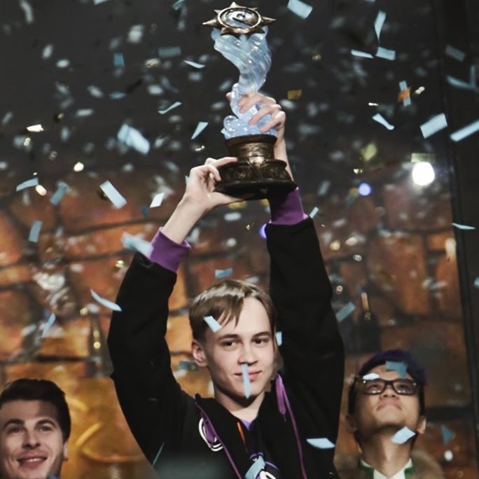 Metaguild's tweet photo. The champ is here! π
Please meet @Pavel_HS - 2016 Hearthstone World Champion!
@AxieInfinity @EsportsAxie #esports
#AxieMetaguildInvitational #axieinfinity #axie https://t.co/4tBR257vrT