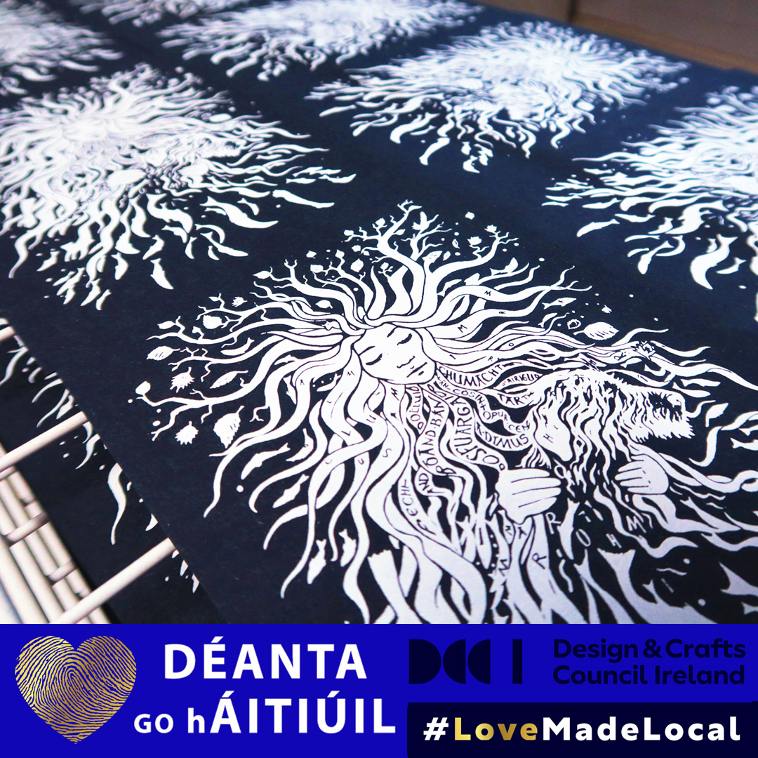 Taimid ag obair ar cúpla dearaí nua le haghaidh t-léinte agus leabhair nótaí, táim ag súil go mór iad a thaispeáint daoibh ar ball! #lovemadelocal #Gaeilge #mireog