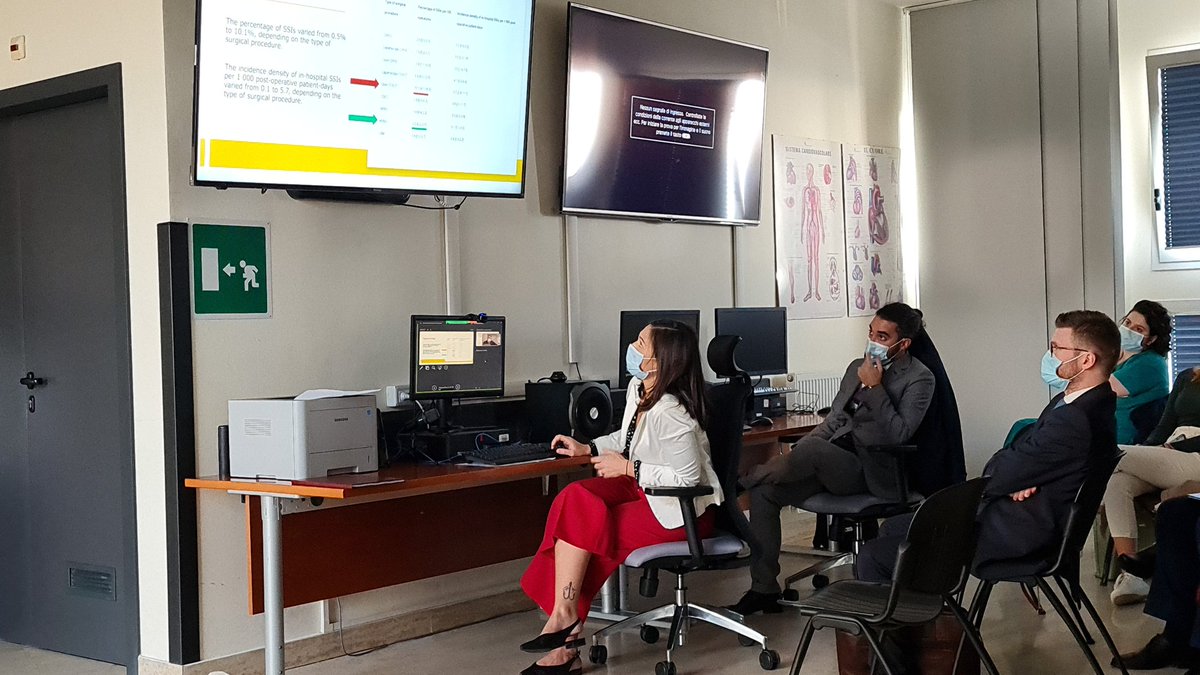 Carlo Trombetta (@trombetta_carl) on Twitter photo Oggi si sono specializzati in Urologia <a href="/mboltri/">Matteo Boltri</a> <a href="/FraClaps/">Francesco Claps</a> e <a href="/france_89migli/">Francesca Migliozzi</a> tutti con il massimo dei voti.
Ai nuovi Specialisti auguro una carriera in linea con il brillante percorso che hanno intrapreso <a href="/UrologiaTrieste/">Dept. of Urology | University of Trieste</a> <a href="/UniTrieste/">UniversitĂ di Trieste</a> <a href="/AsugiFVG/">@asugiFVG</a> Oggi si sono specializzati in Urologia <a href="/mboltri/">Matteo Boltri</a> <a href="/FraClaps/">Francesco Claps</a> e <a href="/france_89migli/">Francesca Migliozzi</a> tutti con il massimo dei voti.
Ai nuovi Specialisti auguro una carriera in linea con il brillante percorso che hanno intrapreso <a href="/UrologiaTrieste/">Dept. of Urology | University of Trieste</a> <a href="/UniTrieste/">UniversitĂ di Trieste</a> <a href="/AsugiFVG/">@asugiFVG</a>
