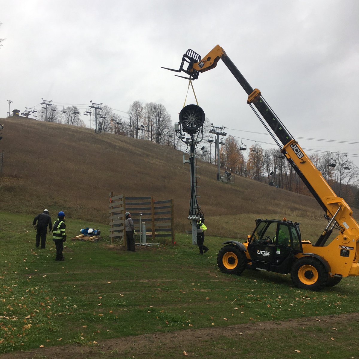 CrystalMountain's tweet photo. Another addition to the winter fleet. βοΈ
#snowmaking #snowmakers #winteriscoming #crystalmountainmi https://t.co/TM8Ac6zSRO