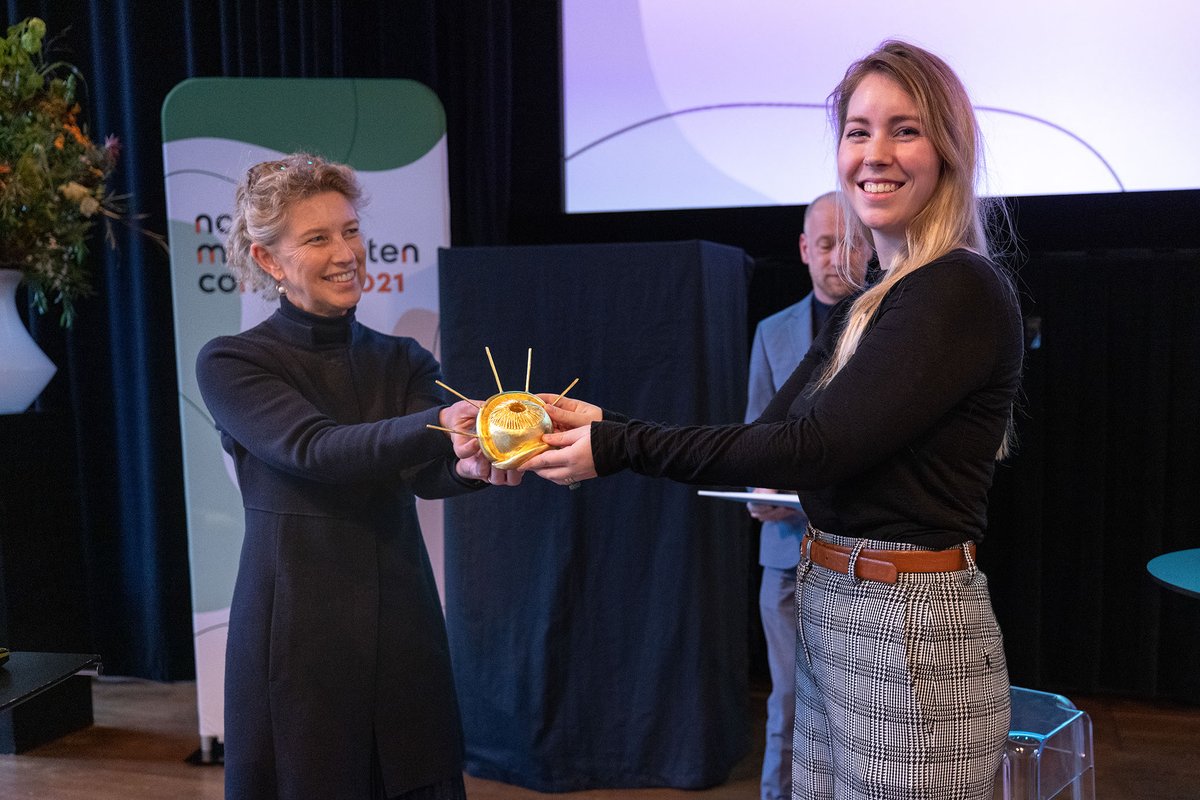 monumentencongr's tweet photo. Vandaag opende onze directeur Harald de Boer het 9e Nationaal Monumentencongres in het @100KIT. Het was een geslaagde dag met inspirerende deelsessies, talks, paneldiscussie en de Monumententalentprijs. Dank aan alle deelnemers, sprekers en partners! #nmc21
Foto: Marco vd Burgwal https://t.co/mg8w5W1fdU