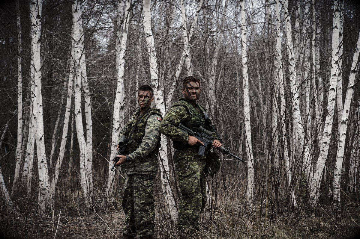 Beautiful ceremony at The Fredericton Cenotaph this morning. #LestWeForget