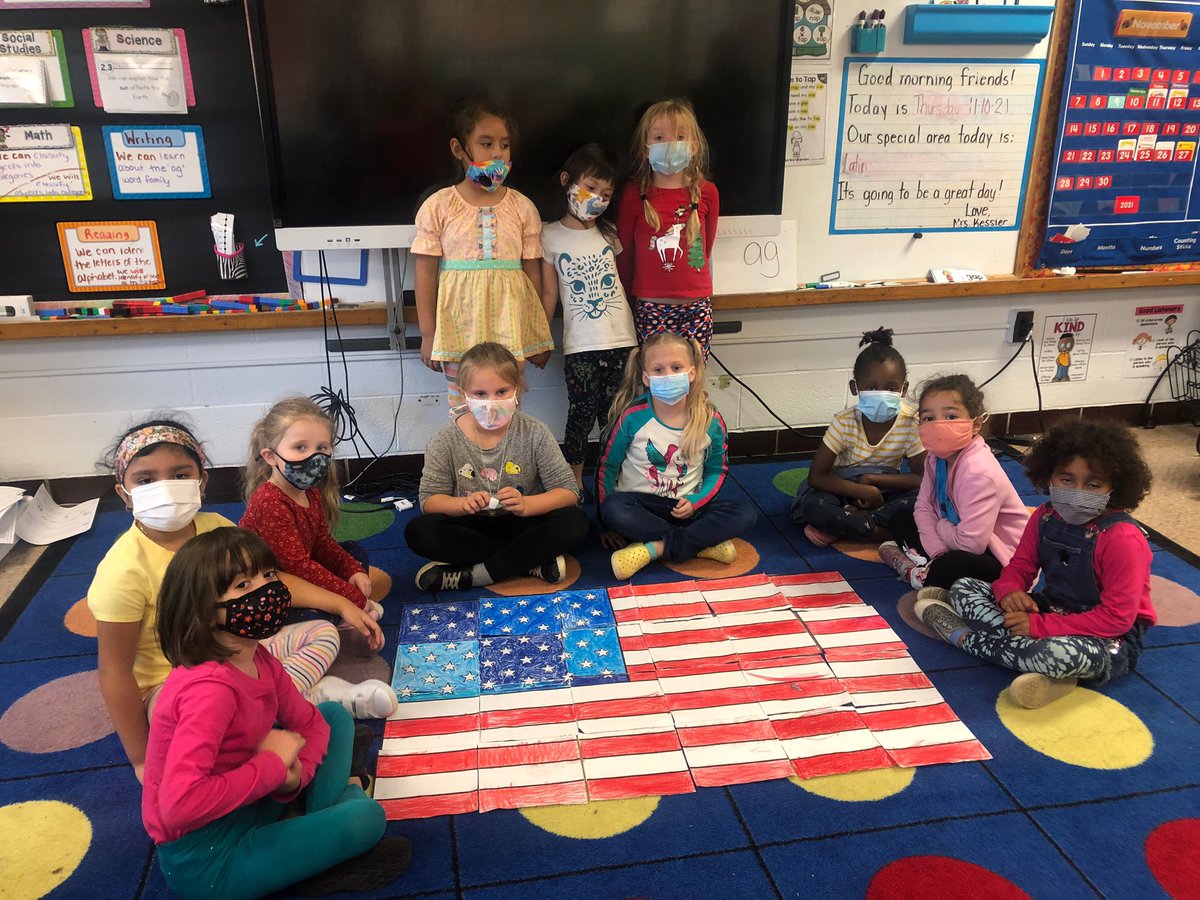 Enjoyed observing Mrs. Kessler’s awesome kindergartners discussing what a “productive collaborator” is & how they collaborated to make this 🇺🇸 to recognize our hero’s on Veterans Day! @JCPSKY @WilderWildcats @kids_inspire #AwesomeArtifactSpotter #JCPSBackpack