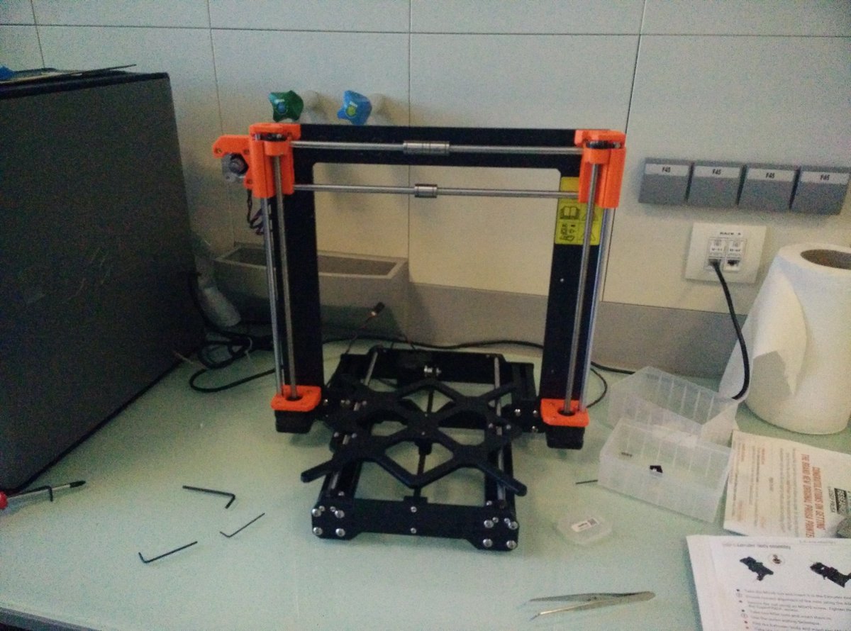 Stefano Grasso (@stefano_beowulf) on Twitter photo #SynBio is also this: setting up the <a href="/Prusa3D/">Prusa3D</a> 3D printer for innovative projects and fast prototyping of commercially unavailable tools. Cool and lots of fun! And will improve automation and smart solutions in the lab! 💡😎
<a href="/AngelGMoreno/">Angel Goñi-Moreno @angelgm.bsky.social</a> <a href="/LewisGrozinger/">Lewis Grozinger</a> <a href="/CBGP_Madrid/">CBGP</a> #SynBio is also this: setting up the <a href="/Prusa3D/">Prusa3D</a> 3D printer for innovative projects and fast prototyping of commercially unavailable tools. Cool and lots of fun! And will improve automation and smart solutions in the lab! 💡😎
<a href="/AngelGMoreno/">Angel Goñi-Moreno @angelgm.bsky.social</a> <a href="/LewisGrozinger/">Lewis Grozinger</a> <a href="/CBGP_Madrid/">CBGP</a>