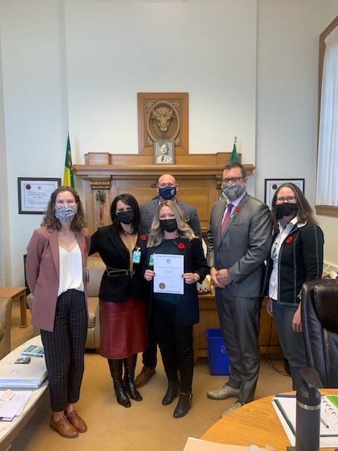 TodBossFANMAN's tweet photo. Thank you Health Minister Merriman for taking the time to speak with the TAOR coalition regarding the harmful effects of radon gas in residential homes and declaring November radon awareness month #test4radon #TAOR #radonkills #lungcancer #teamwork #Makechange #IAQ #healtyhomes https://t.co/Db5HDhu4O5