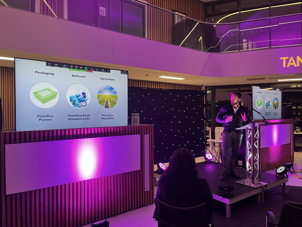 M_SParc's tweet photo. Nesa Plant Sea , cael gwared ar blastig gan ddefnyddio gwymon! 🌊 Next up PlantSea, banishing plastic with seaweed. #packaging #innovation #arloesi #takemymoney #denydreigiau https://t.co/gcvgNTrBvk