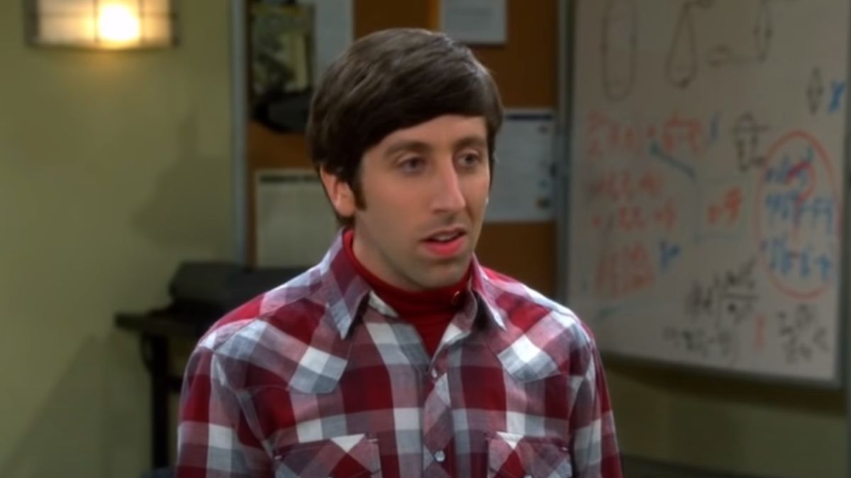 CinemaBlend's tweet photo. Simon Helberg will return to #YoungSheldon as Howard in voiceover form. First look-and-listen: https://t.co/yVlTeQ5nhN https://t.co/8HX52SyNA8