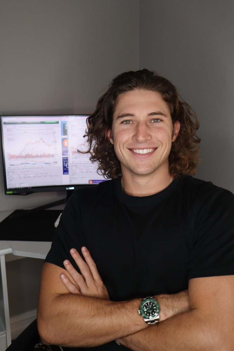 MrFourToEight's tweet photo. On track for my first $1 million dollar / profit month.

This is without stocks and crypto, strictly profit from my businesses and real estate.

Just another kid from the block, 24 and making it happen!

…And you can bet your ass I’m enjoying every second of the journey 🤝 https://t.co/bmDFtCkq2V