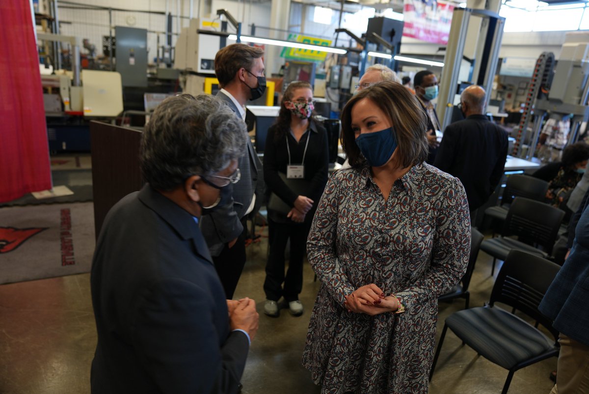 UofL received a five-year grant totaling $2 million to help minority-owned manufacturing businesses adopt additive manufacturing and 3-D printing technology. Learn more: engineering.louisville.edu/ky-mbda-center/