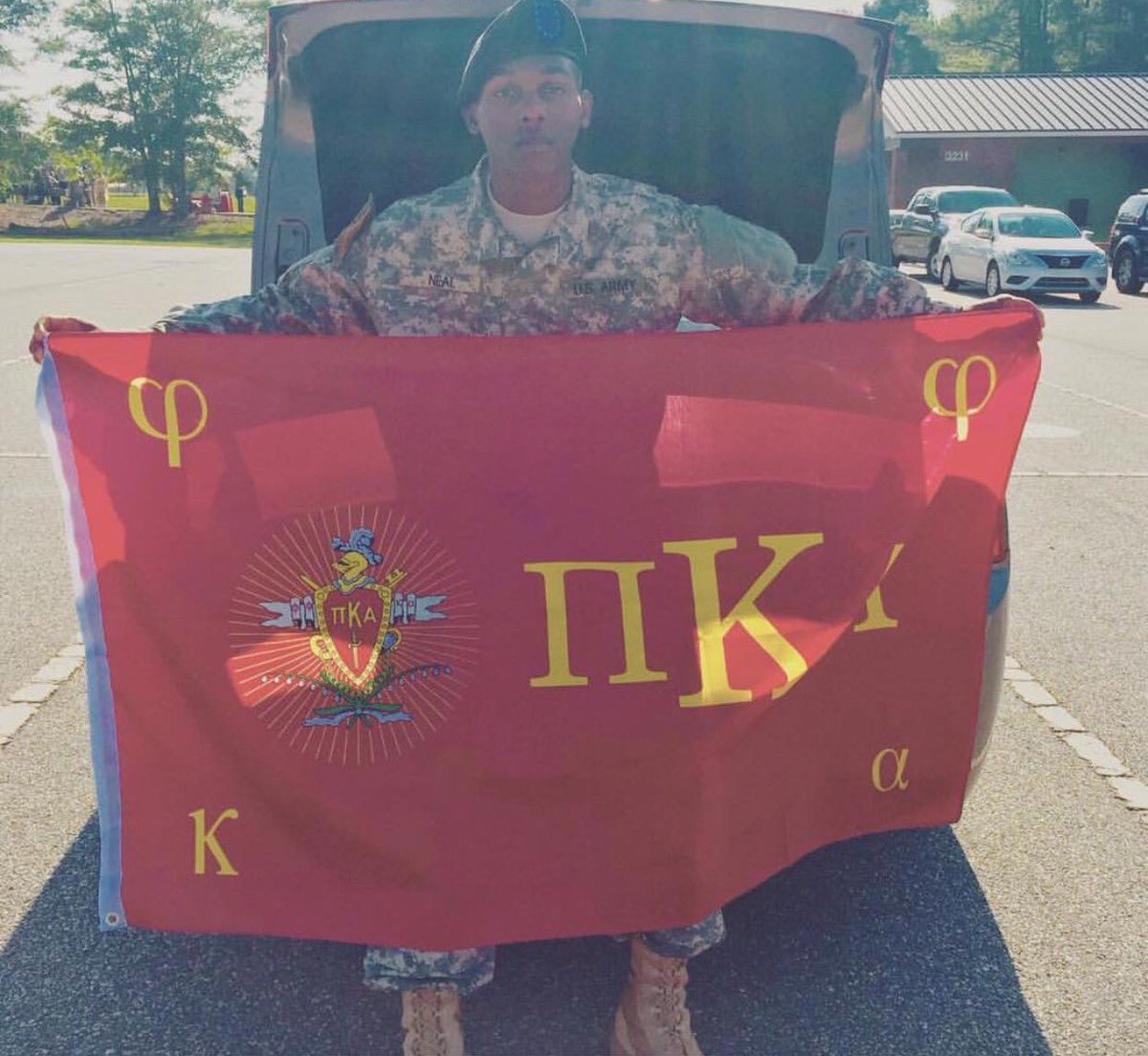 Happy Veterans Day to all those who have served and sacrificed but we would like to give a special thanks to our brothers Colton Logan and R’monni Neal for their service. <a href="/LoganColton/">Colton Logan 🆑</a> <a href="/MuyGrandePapi/">R</a>