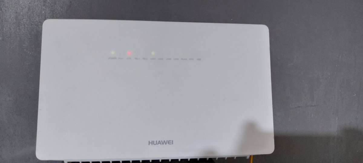 Estimados <a href="/NetlifeEcuador/">Netlife Ecuador</a> que pasó con el servicio, ya van para 2hrs sin Internet en sector Alborada V, favor hacer lo posible por restablecer el servicio.