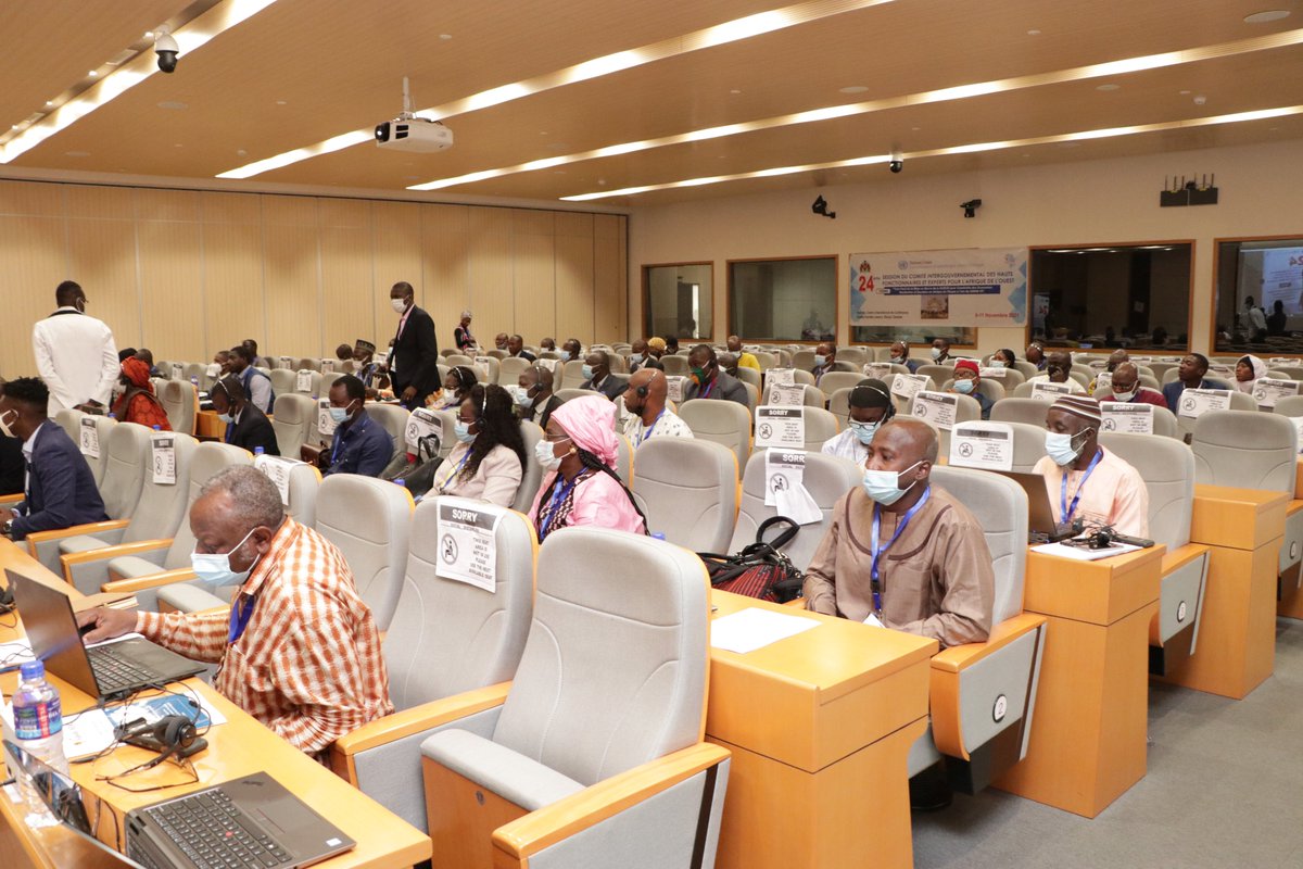 ECA_SROWA's tweet photo. #JustEnded : @MofeaGambia & @ECA_SROWA thank all delegates who attended the just-concluded 24th Meeting of the Intergovernmental Committee of Senior Officials and Experts in #Banjul. Thank you all for your contributions.
#ICE24WA
#AfCFTA
#COVID19
#WestAfrica https://t.co/iD0HOkM57M