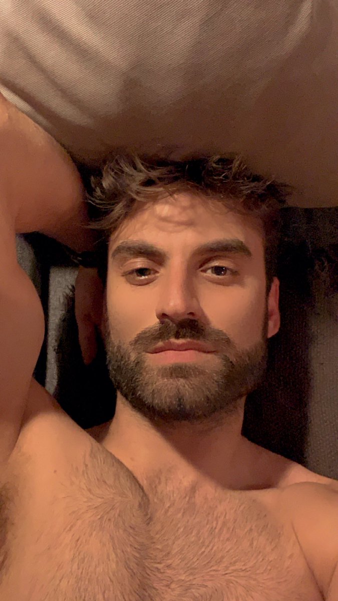 bluestripedboy's tweet photo. Lay me down 💀 https://t.co/jcZhcGTKkD