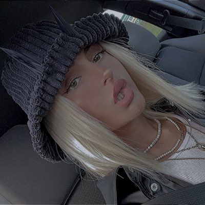 bellaacosmo's tweet photo. #NewProfilePic https://t.co/Gou8YZEVFR