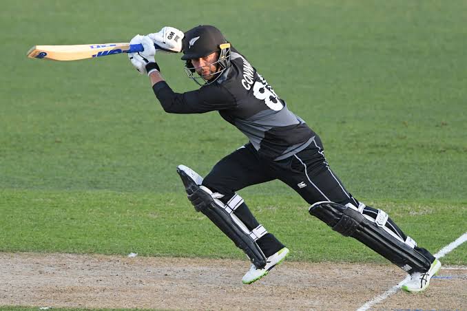 ThePoppingCrease tweet media