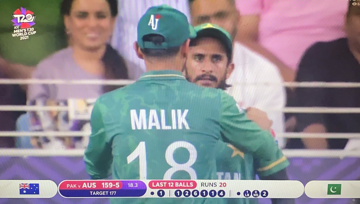 tweetsbytahreem's tweet photo. Stay strong Hassan Ali #PAKvAUS https://t.co/JicAiqyrhX