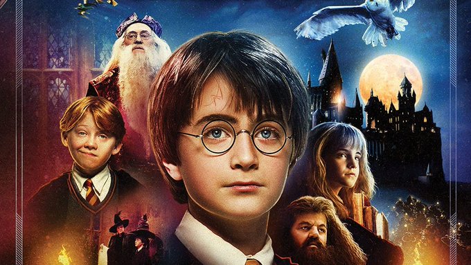 Hogwartssite's tweet photo. Warner Bros. reestrena hoy en cines "Harry Potter y la piedra filosofal" para celebrar su 20 aniversario. No digas nada, solo haz RT. https://t.co/L86LjLoizU
