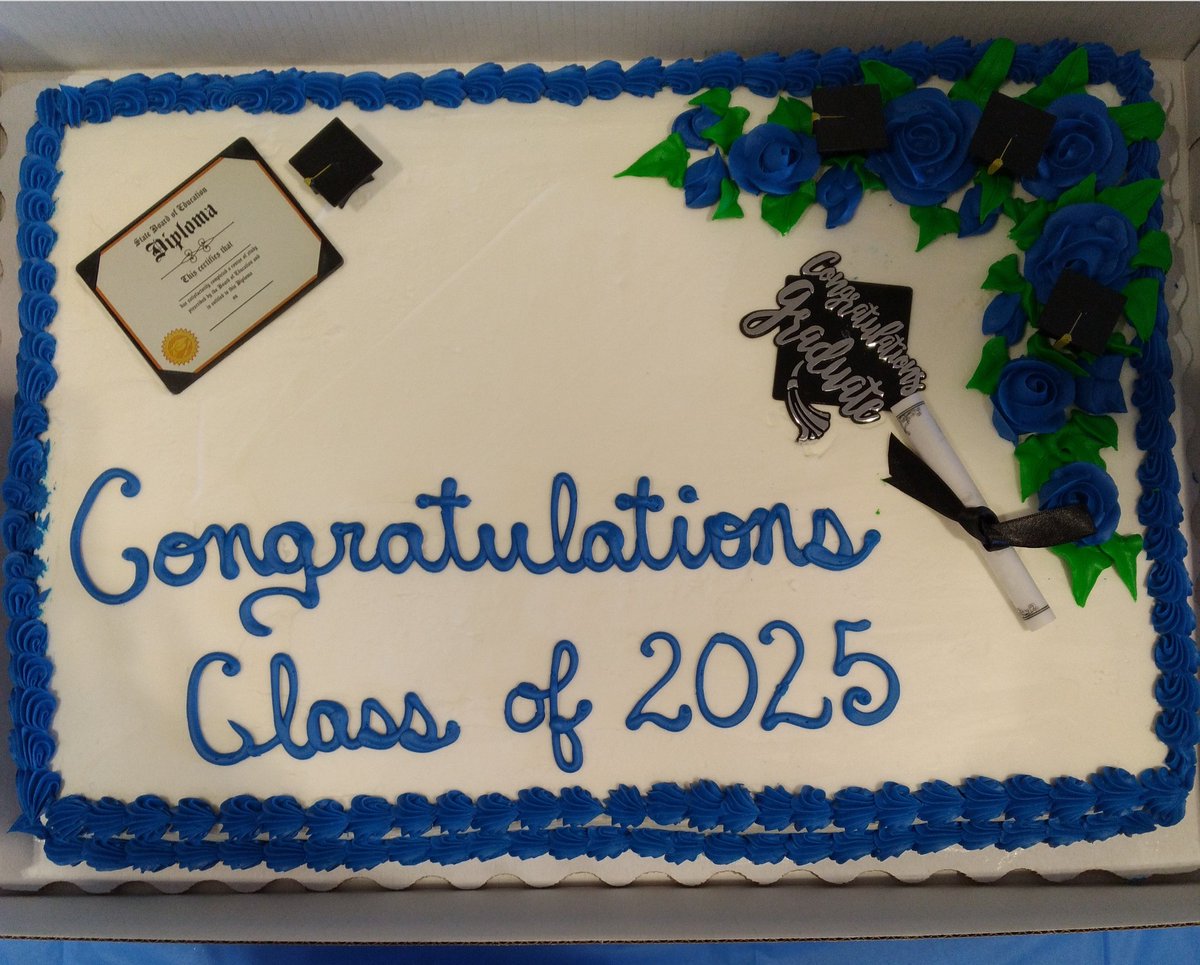 9garrett3's tweet photo. So thankful for our Winterboro Class of 2024 and Class of 2025 committing to remain in school and not drop out!!! #COMMITMENT2GRADUATE @Winterboro_High @TCBOE @@SeanJStevens @AlabamaSCA @herffjones https://t.co/CejnUXX593