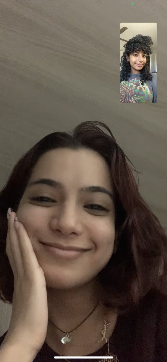 reemyafz's tweet photo. samar said my hair is ny fashion week vibes what do u guys think 🤡🧚🏽‍♀️🥰 https://t.co/Kig50E8Khb