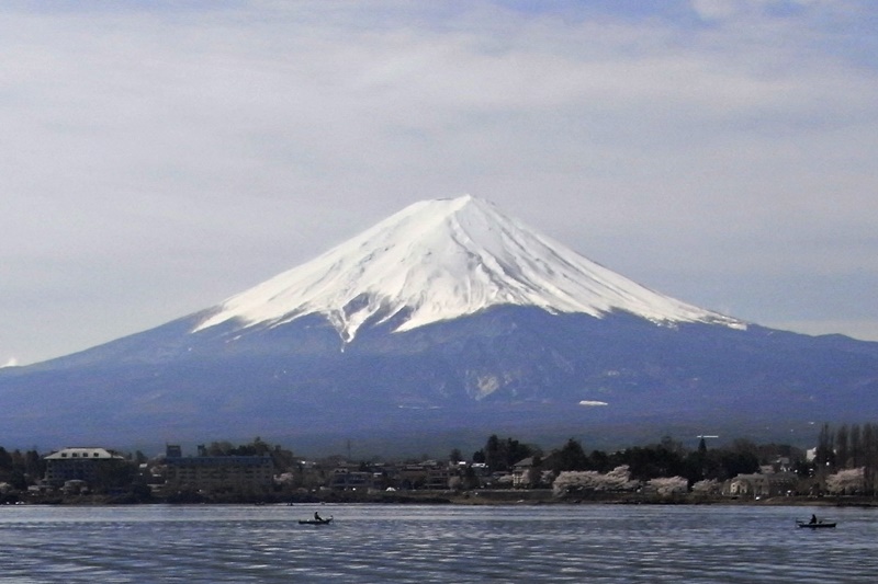 camtter's tweet photo. SHOCHIKU Openning Logo /  松竹オープニングロゴ https://t.co/GRP57tHJbX
松竹��画の新ロゴの富士山も良いね。河口湖方向からかな？ https://t.co/dheuNmeBlg