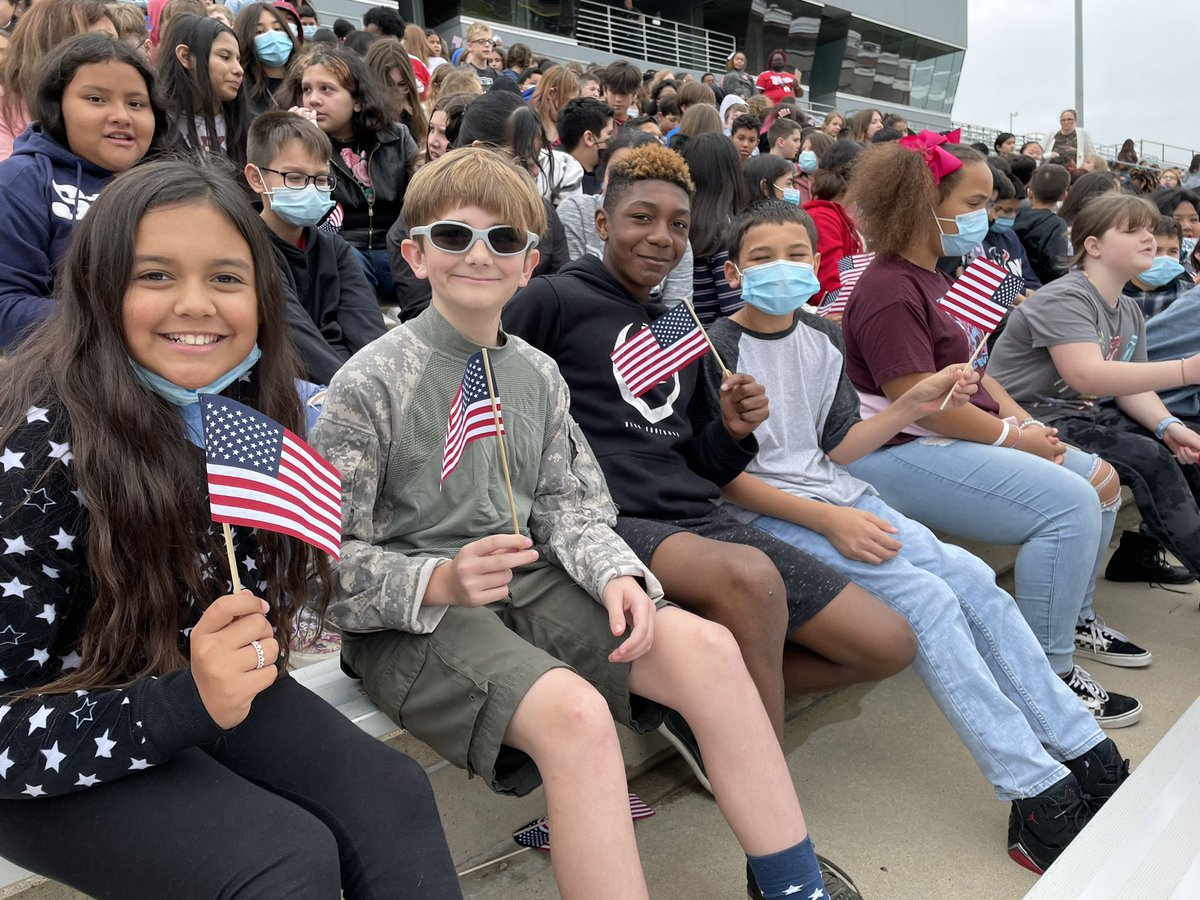 Smith_Educating's tweet photo. Field trip to @ConroeISD  stadium for a Veterans Day celebration! @WilkersonCISD https://t.co/VgRE9F7s9P