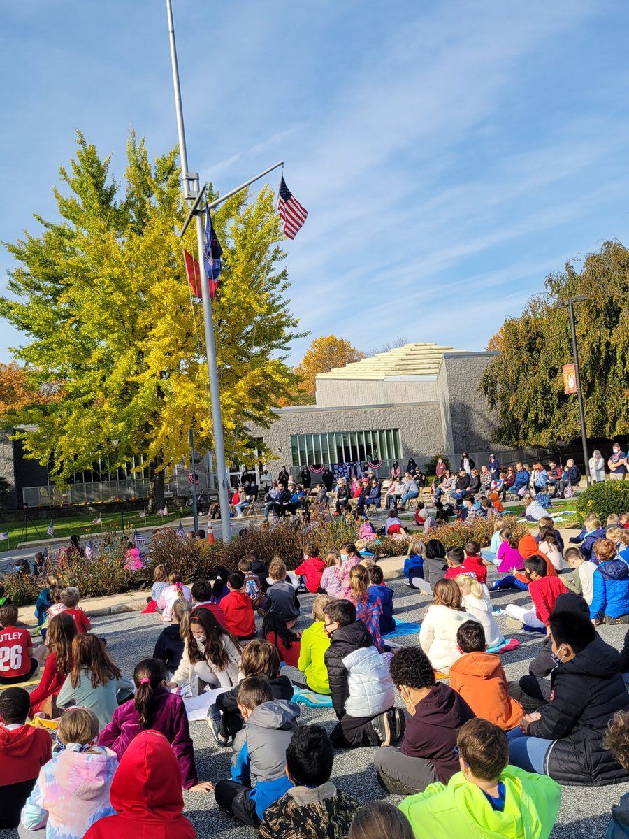 Lori Collins tweet media