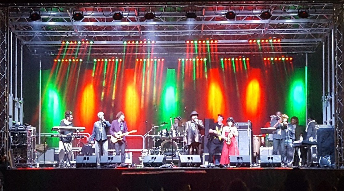 pa_hire_oxford's tweet image. #Sound_And_Light_Guys #Full_Production