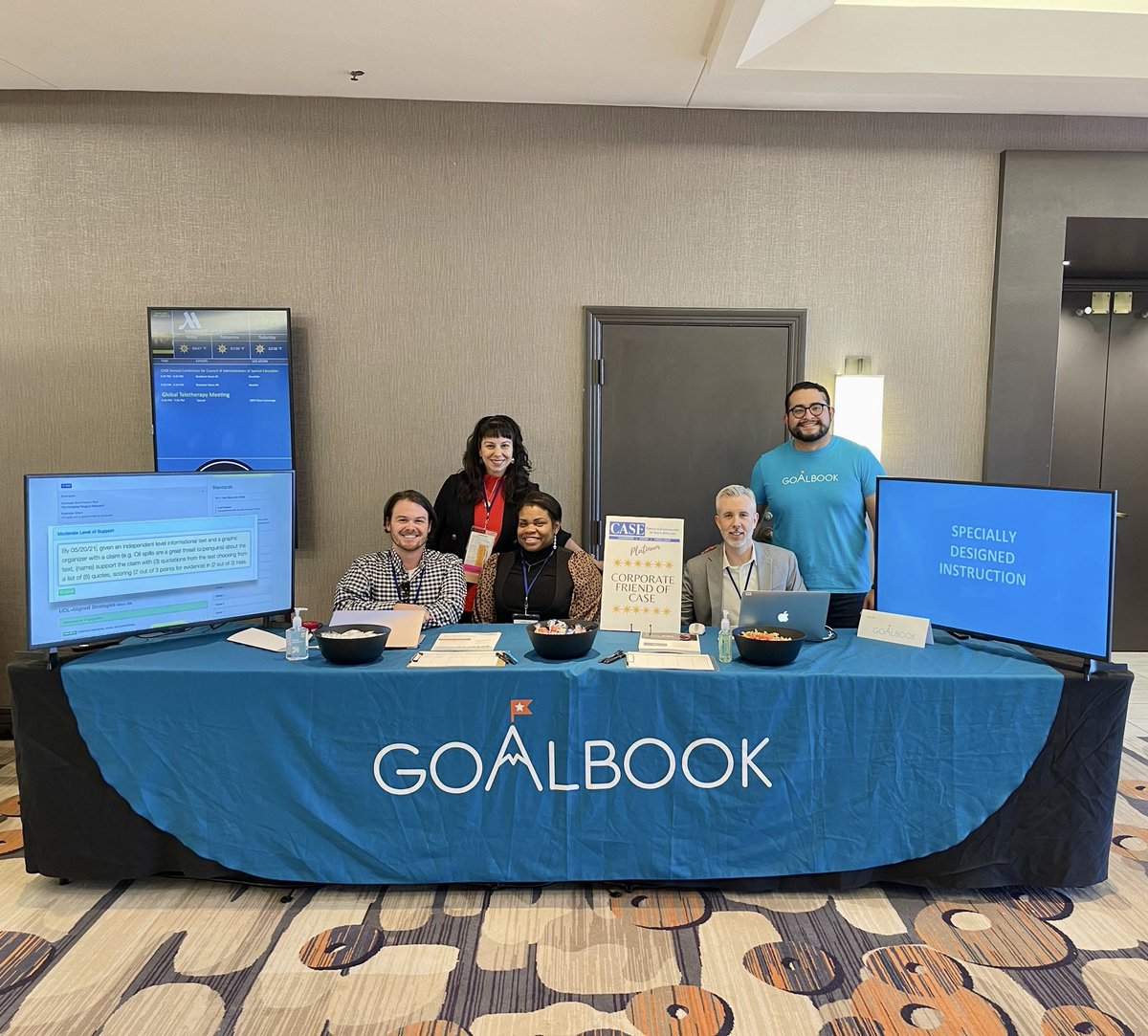 yeaitsjon's tweet photo. So good connecting with friends and colleagues at the 2021 @casecec Fall Conference in Little Rock. @goalbookapp #CASE2021 https://t.co/9NzGCju0AL