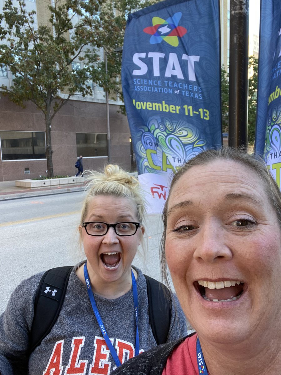 EadesKami's tweet photo. Having a blast! #STATCAST21 https://t.co/NqvpYLBGuy