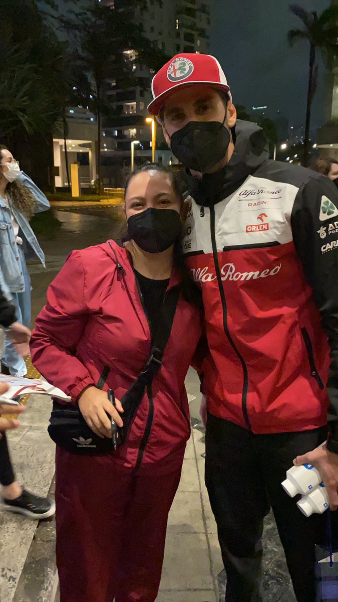 snapbackseb's tweet photo. #keepgio imo https://t.co/QWLqL62hBQ