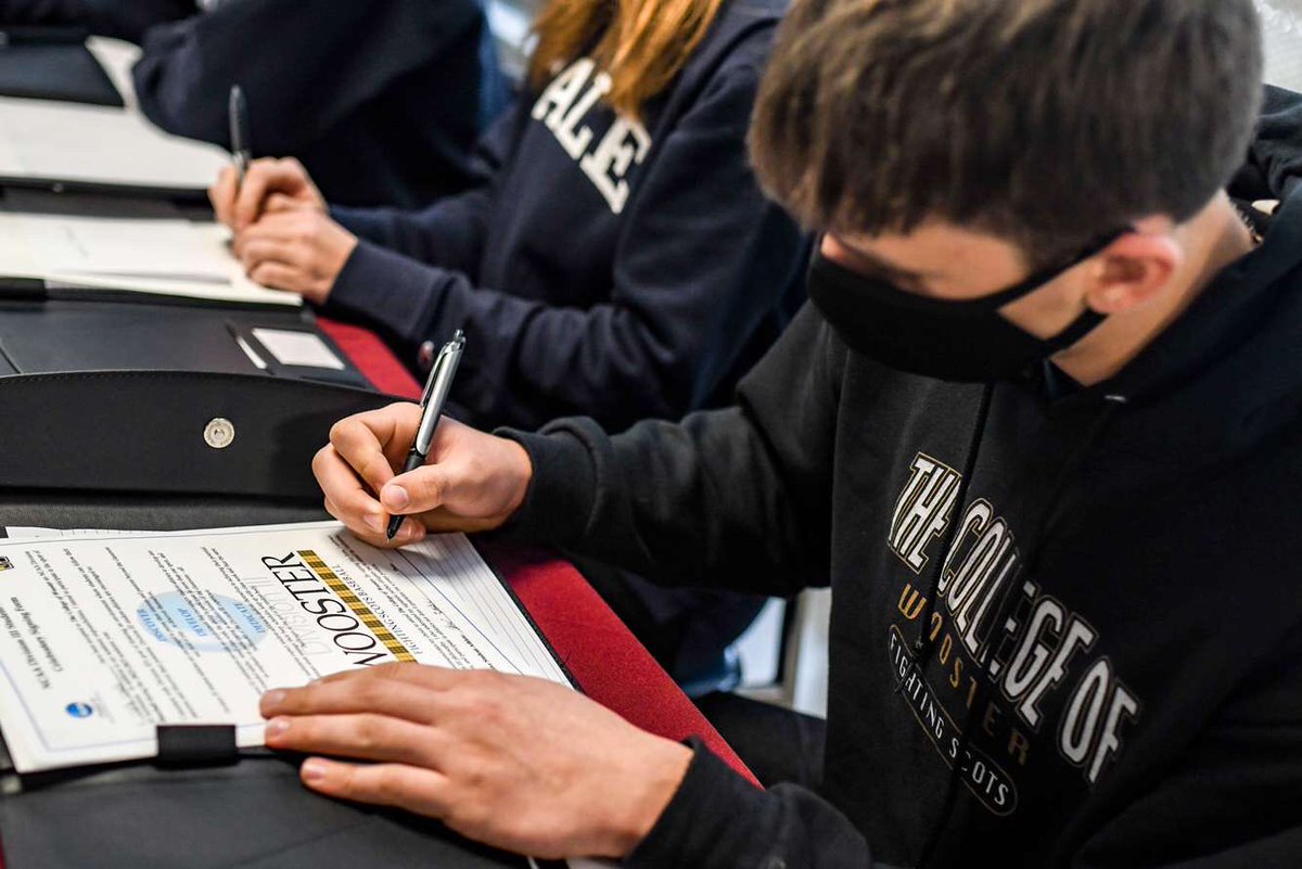 Signing day 📸 @Doc19Wooster <a href="/WoosterBaseball/">Wooster Baseball</a>