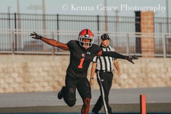 Top 2 &amp; ain’t 2 see why‼️‼️ Regular Season Highlights🚨 hudl.com/v/2GMAMi