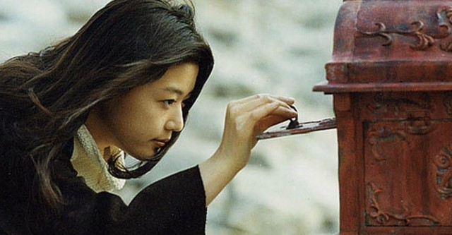 fallintokdrama's tweet photo. Vocês sabiam que ''A Casa do Lago'' é ramake de um filme coreano chamado ''Il Maré'' protagonizado pelo protagonista de ''Round 6'' Lee Jung-jae e a nossa rainha Ji-hyun Jun. https://t.co/huwUgQISTl
