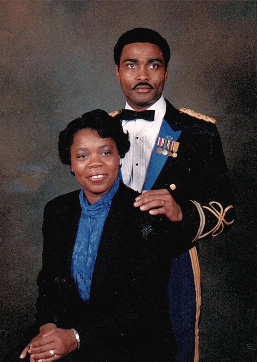 Neseysa's tweet photo. Today and every day I honor this man. Happy Veterans Day Dad #Veterans https://t.co/mlrcTBdtO0