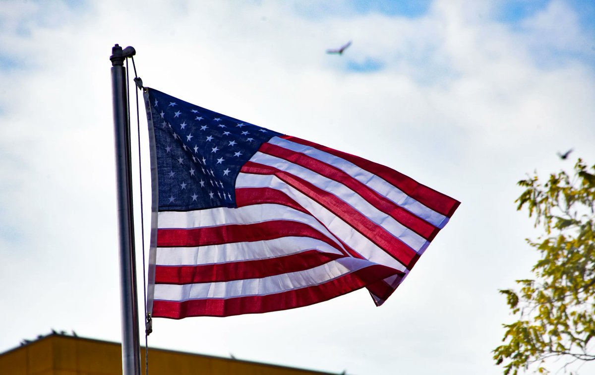 MontgomeryCoMD's tweet photo. View the Montgomery County virtual tribute to County Veterans 💻➡️ https://t.co/5JfXRb0auC We proudly pay tribute to the Veterans living in our County who have served our country in the U.S. uniformed and armed services! 🇺🇸 #MoCoVets https://t.co/7RW6UFumFp