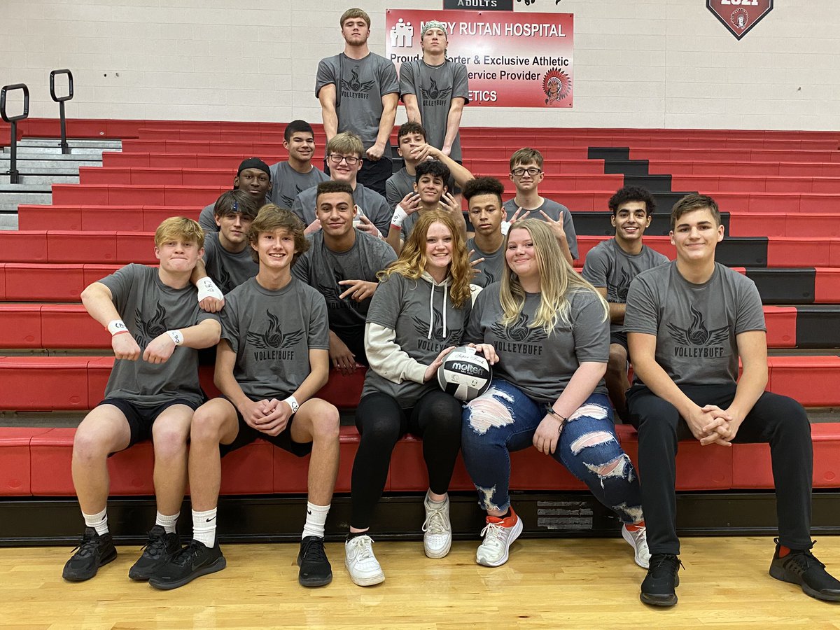 BHSAcademics's tweet photo. Chieftain Leader Volleybuff underway! @LeadersBhs @BHS_Chiefs https://t.co/PQ51cjnJMz