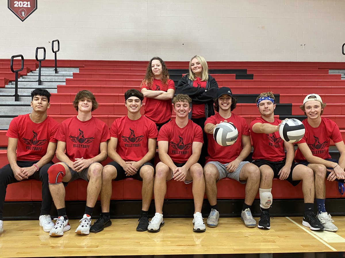 BHSAcademics's tweet photo. Chieftain Leader Volleybuff underway! @LeadersBhs @BHS_Chiefs https://t.co/PQ51cjnJMz