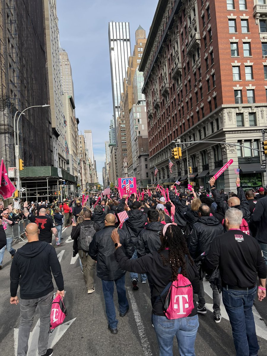 Larry Petrone tweet media