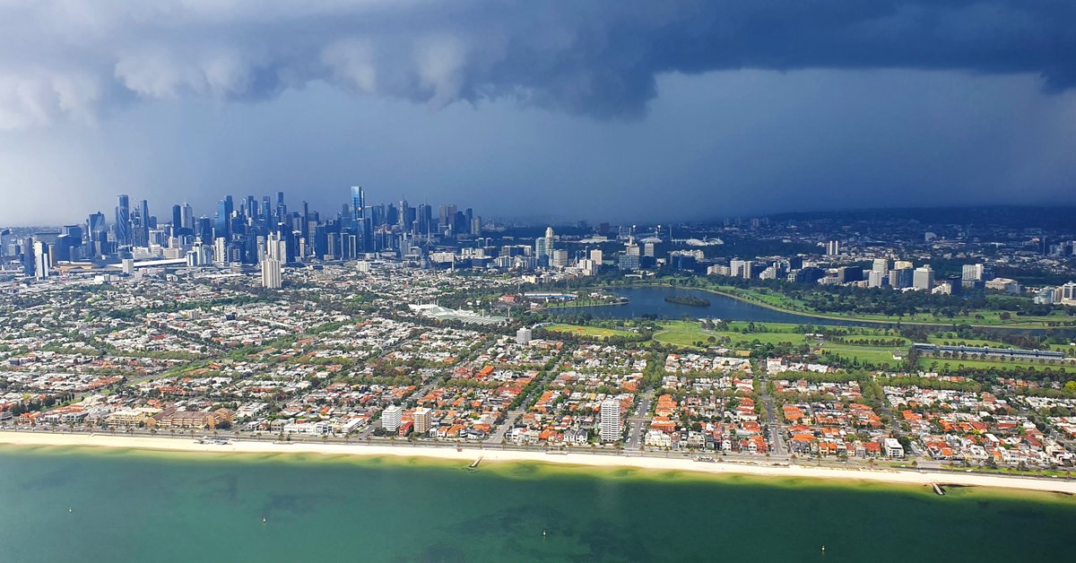 VictoriaPolice's tweet photo. Happy Friday from above, Melbourne!

With weather warnings in place across Victoria over the weekend, we are reminding everyone to stay safe and remain vigilant.

For the latest information visit @BOM_au ⛈

#VicPol #Airwing #Melbourne https://t.co/E1sUOqKLPL