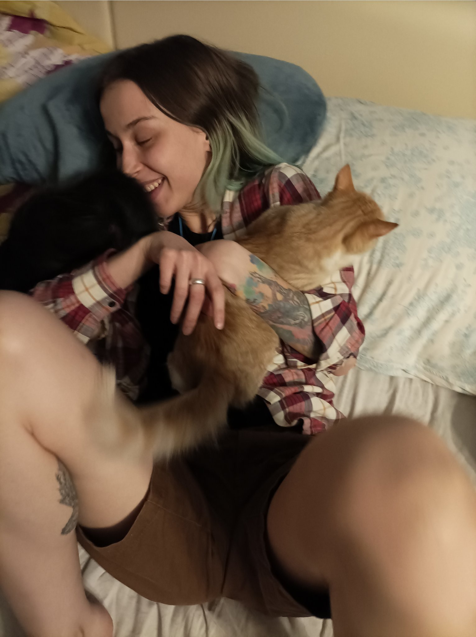 TW Pornstars - 1 pic. Laruna Mave 🔞(MySchoolLife). Twitter. Kittenzzz!!💓.  12:10 AM - 12 Nov 2021