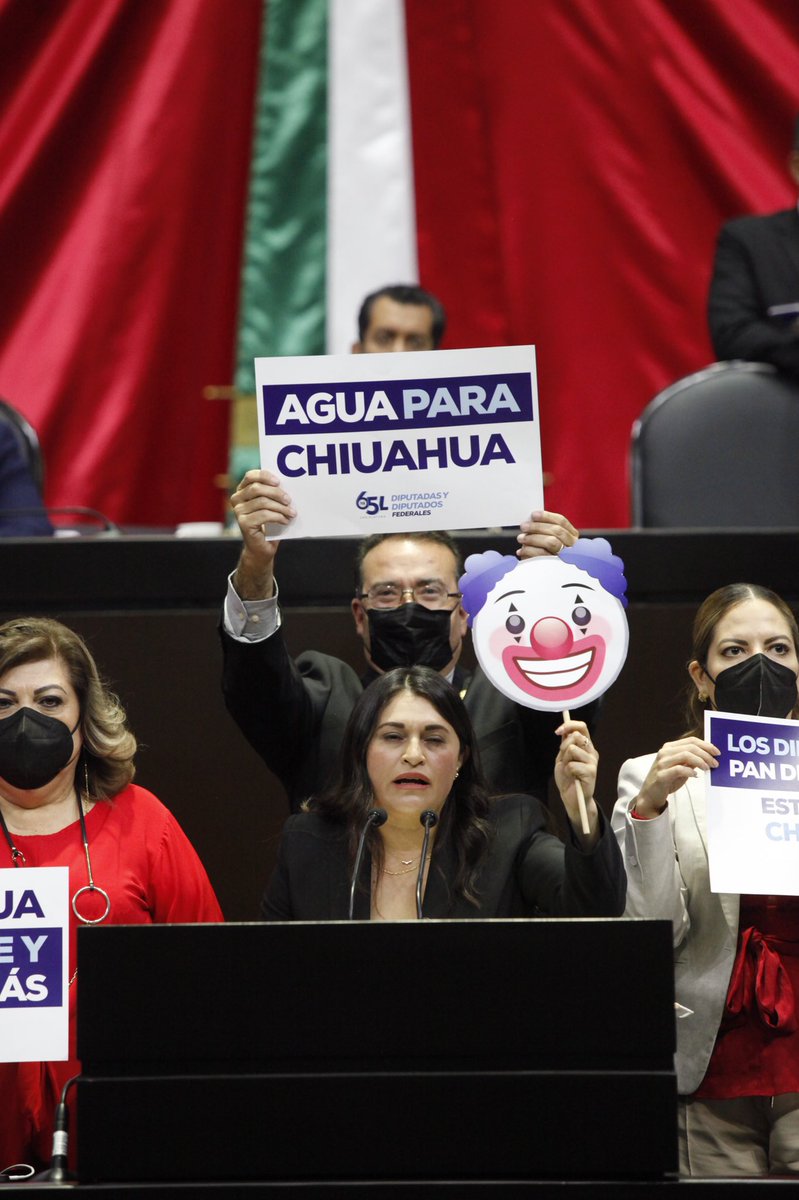deliha25's tweet photo. Cuando vas preparada para #Trollear y resultas... Eso 🤡🤡🤡🤡🤡 https://t.co/FRA15iImya